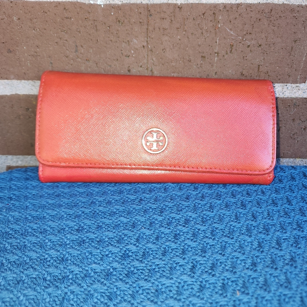 Tory Burch Long Leather Wallet